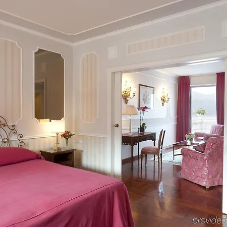 Ξενοδοχείο Miramare 4*